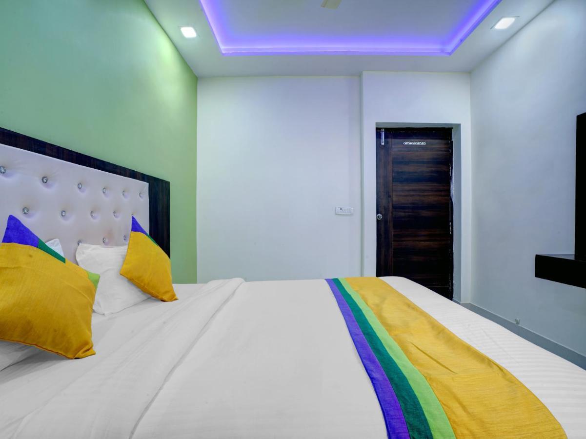 Hotel The Orient Tree, Agra アーグラ エクステリア 写真