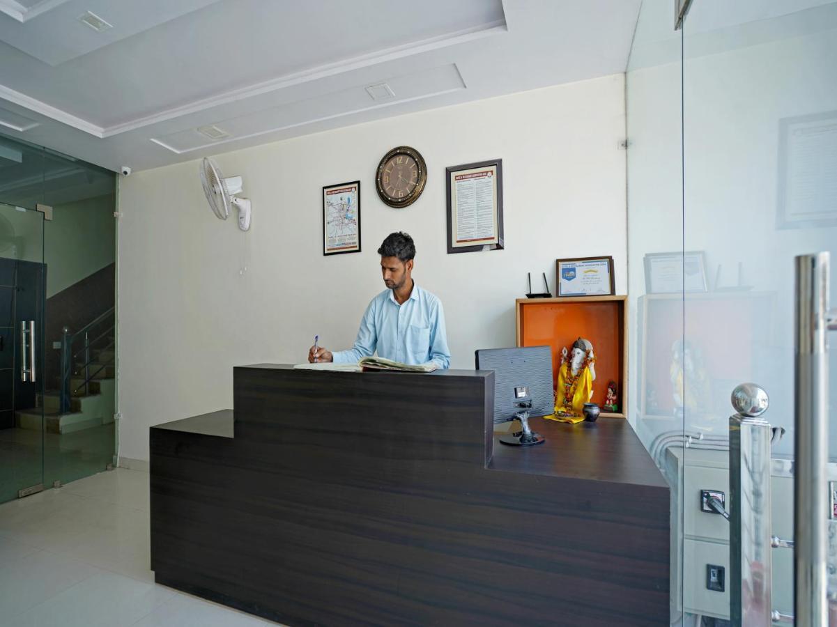 Hotel The Orient Tree, Agra アーグラ エクステリア 写真
