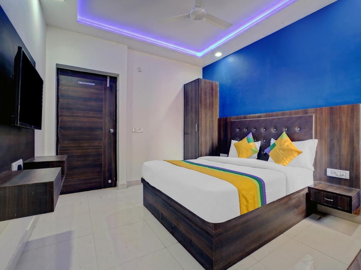 Hotel The Orient Tree, Agra アーグラ エクステリア 写真